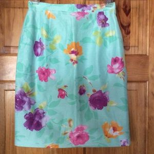 Emanuel ungaro Paris Skirt size 6 floral print